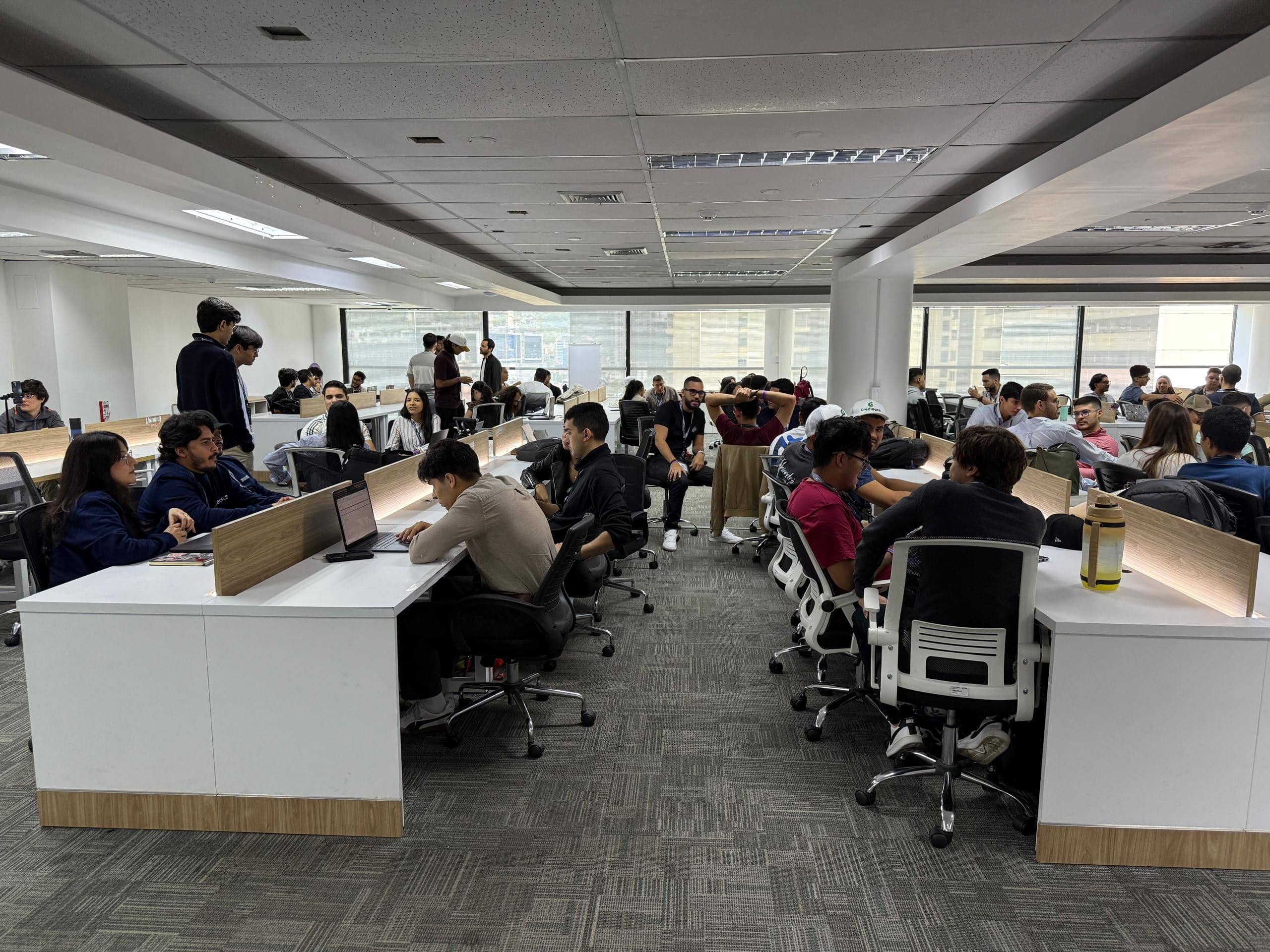 Estudiantes en AlegrIA