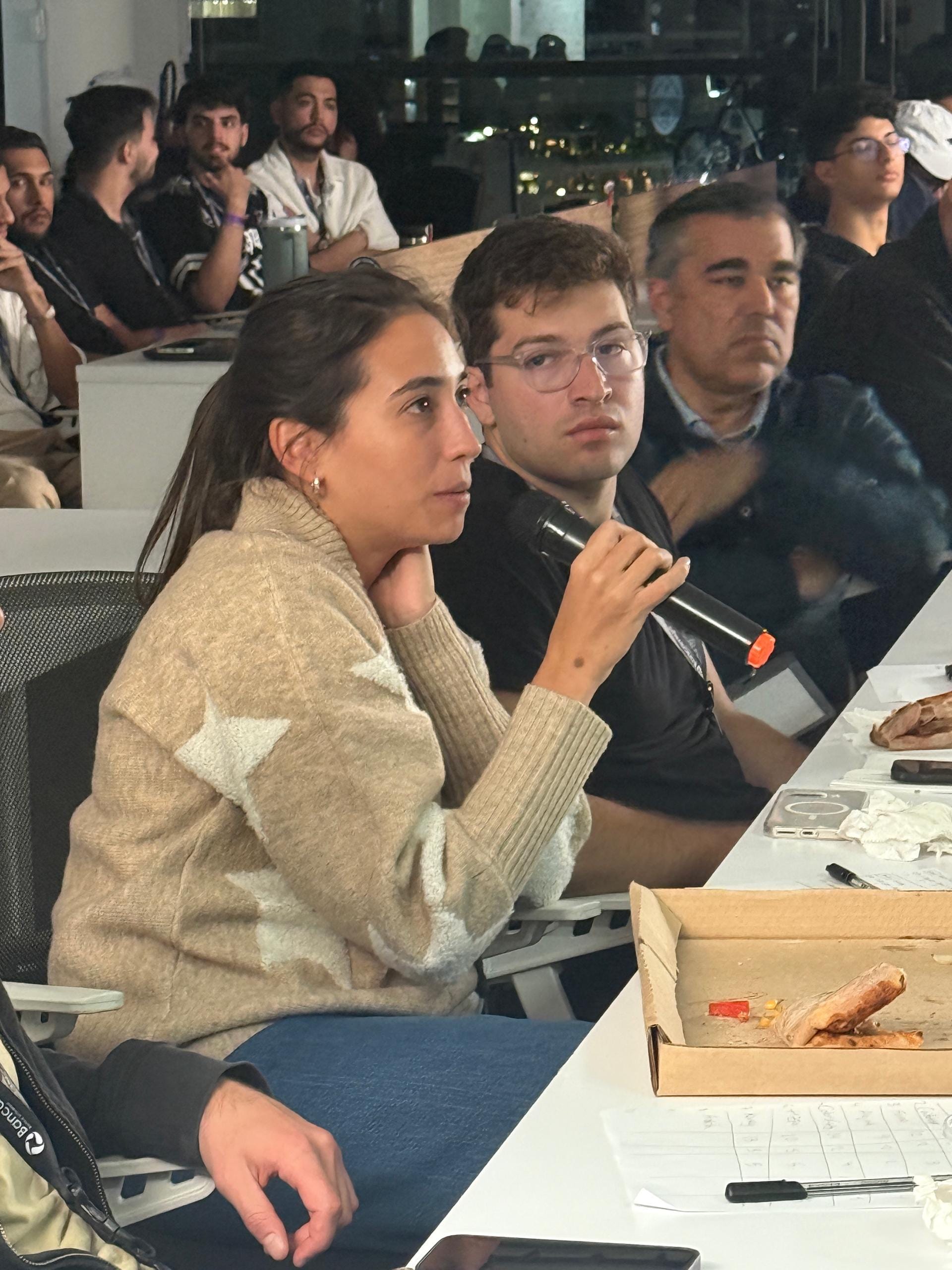 Panel de jueces AlegrIA